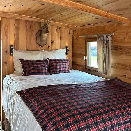 Hotel na wodzie Toue Cabanee Romantique - Vue Maine Et Chateau - Centre *