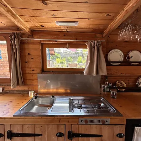 Toue Cabanée Romantique - Vue Maine Et Château - Centre Angers